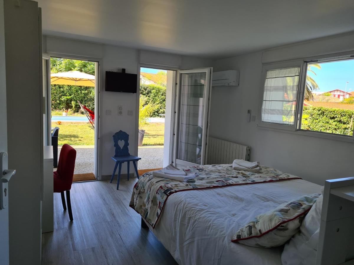 Appartement Avec Cuisine Et Grande Piscine Chauffee Hendaye Εξωτερικό φωτογραφία
